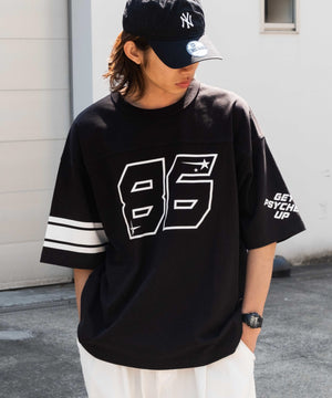 ブラック モデル：175cm L着用
