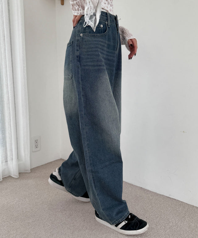 デニム中濃加工 モデル：158cm M着用