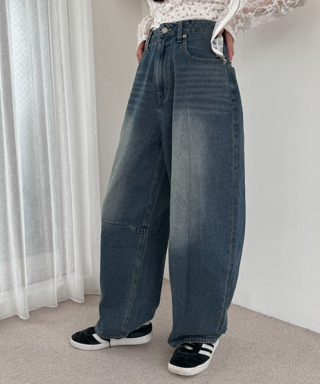 デニム中濃加工 モデル：158cm M着用