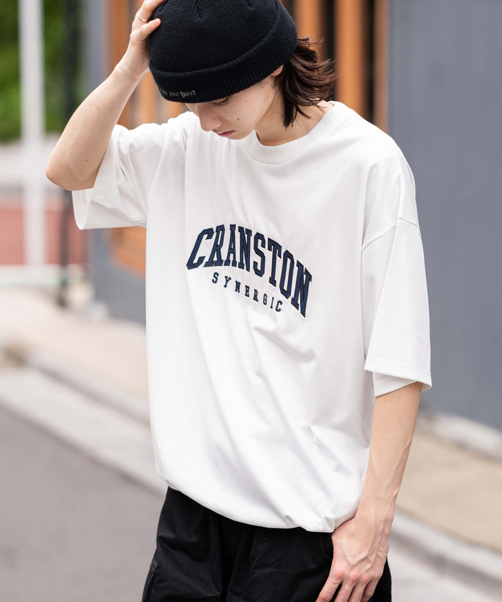 ホワイト モデル：175cm L着用
