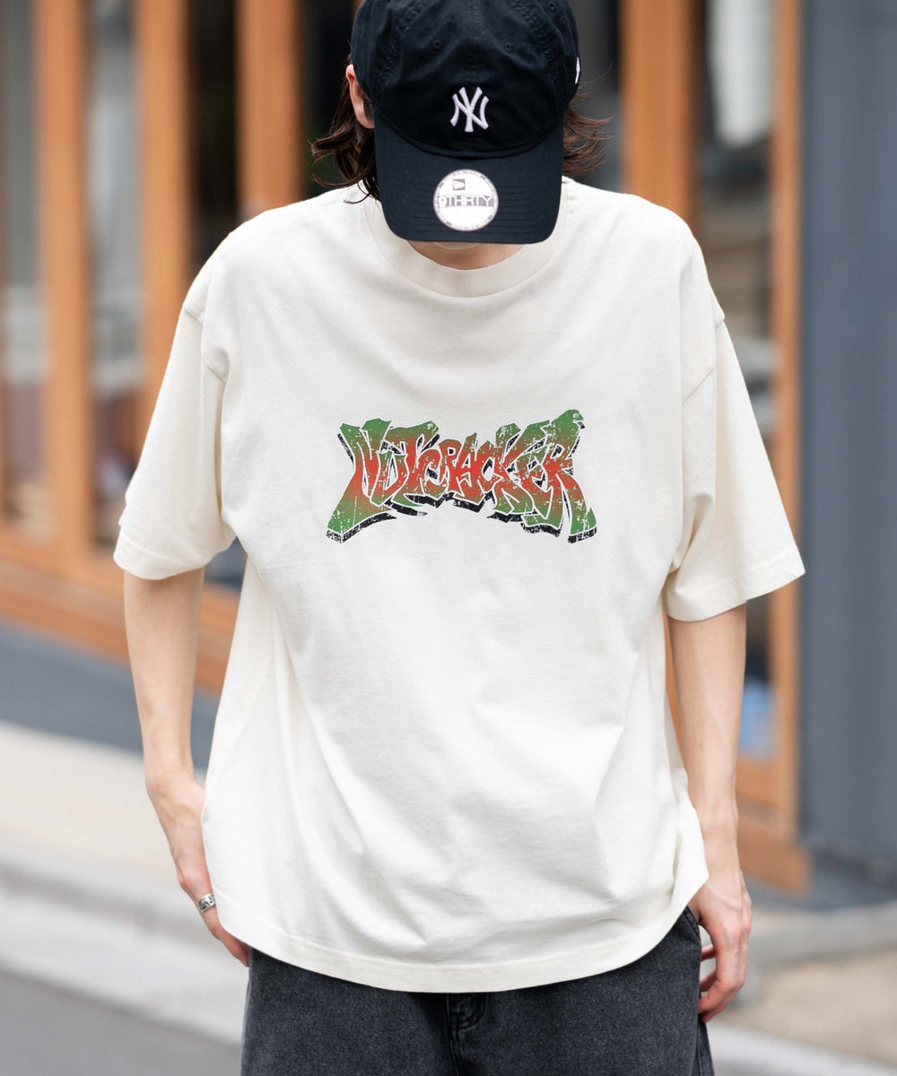 オフホワイト モデル：175cm L着用