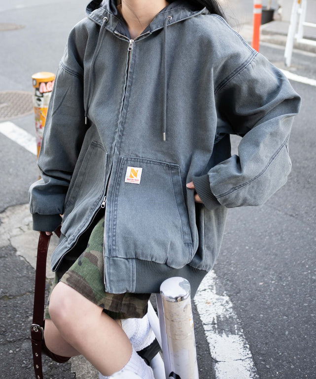 ヴィンテージウォッシュダックフードブルゾン/チャコール モデル：155cm F着用