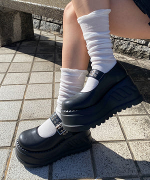 ブラック