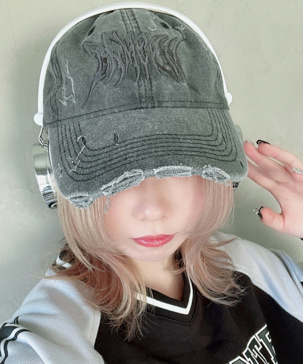 ブラック