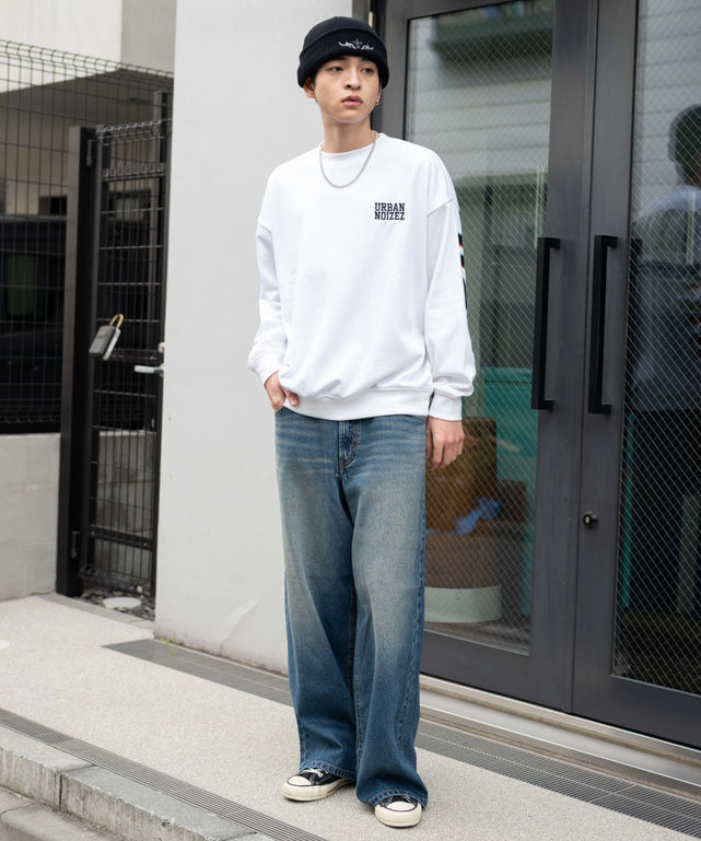 ホワイト モデル：180cm L着用
