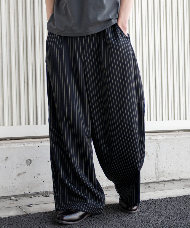 柄1 モデル：182cm L着用
