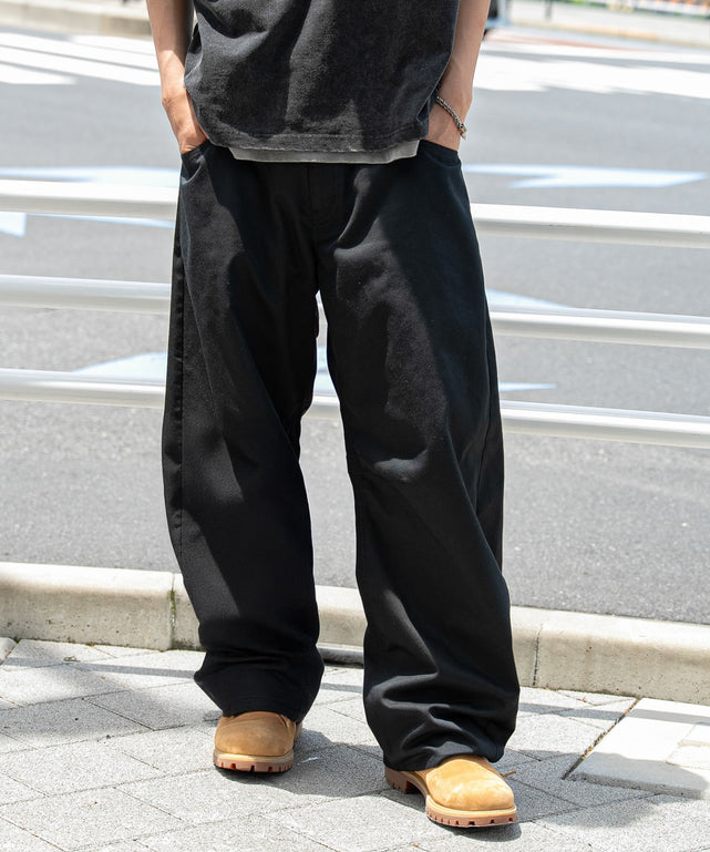 ブラック モデル：180cm L着用