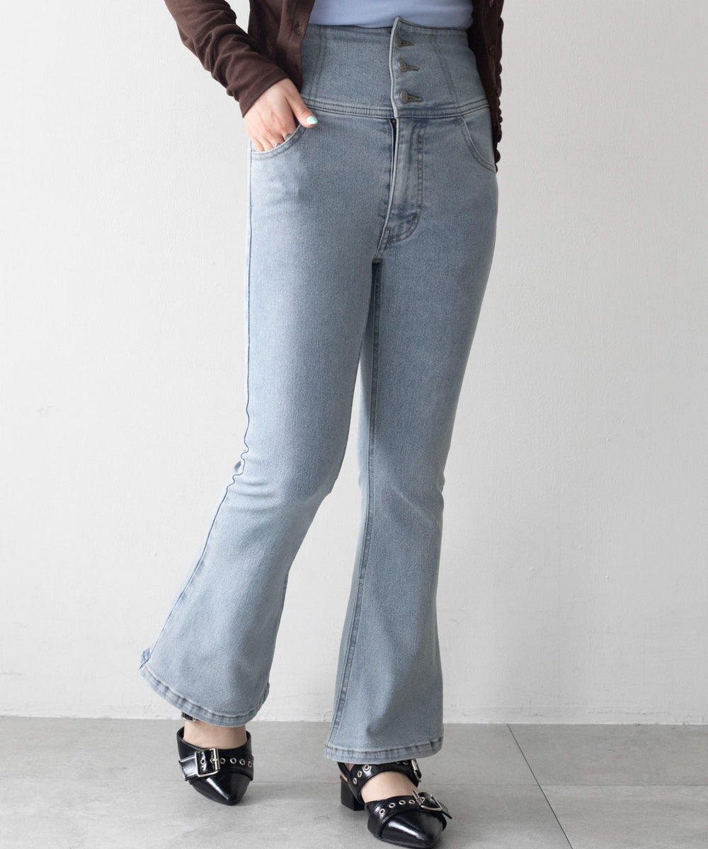 デニム淡加工　モデル：151cm S着用