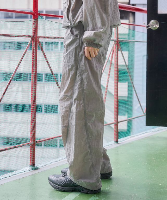 グレー モデル：175cm L着用