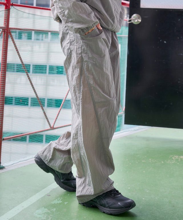グレー モデル：175cm L着用