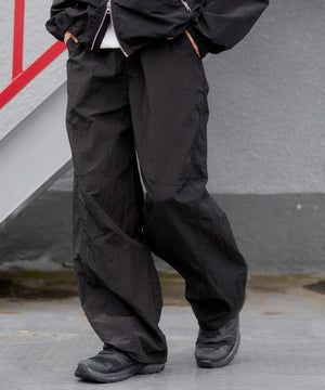 ブラック モデル：175cm L着用