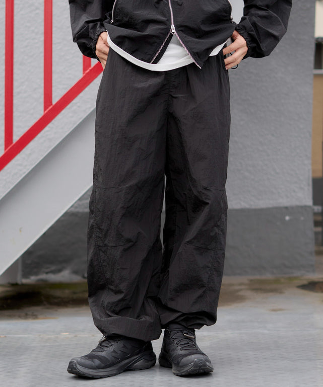 ブラック モデル：175cm L着用