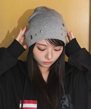 グレー
