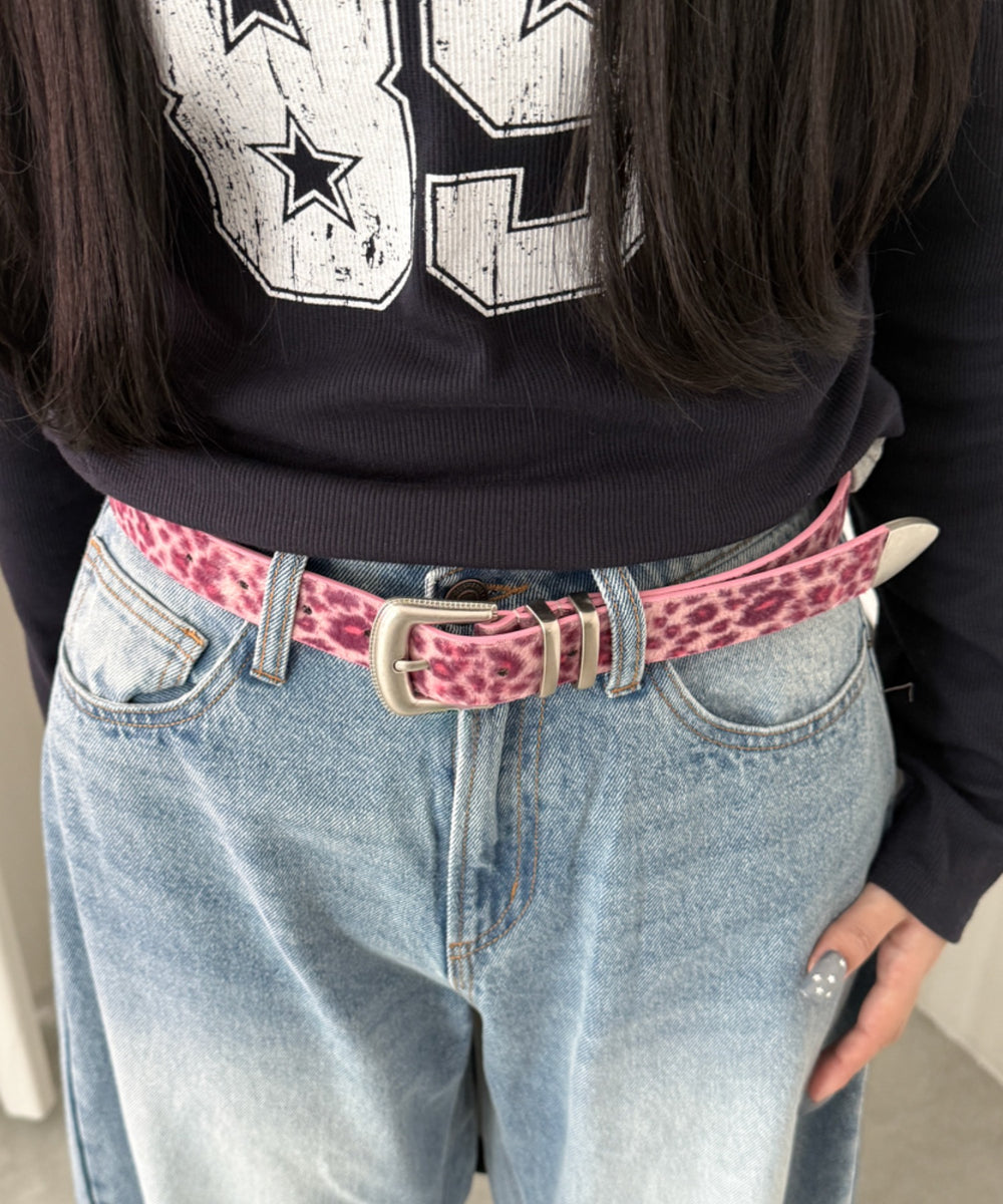 ピンク