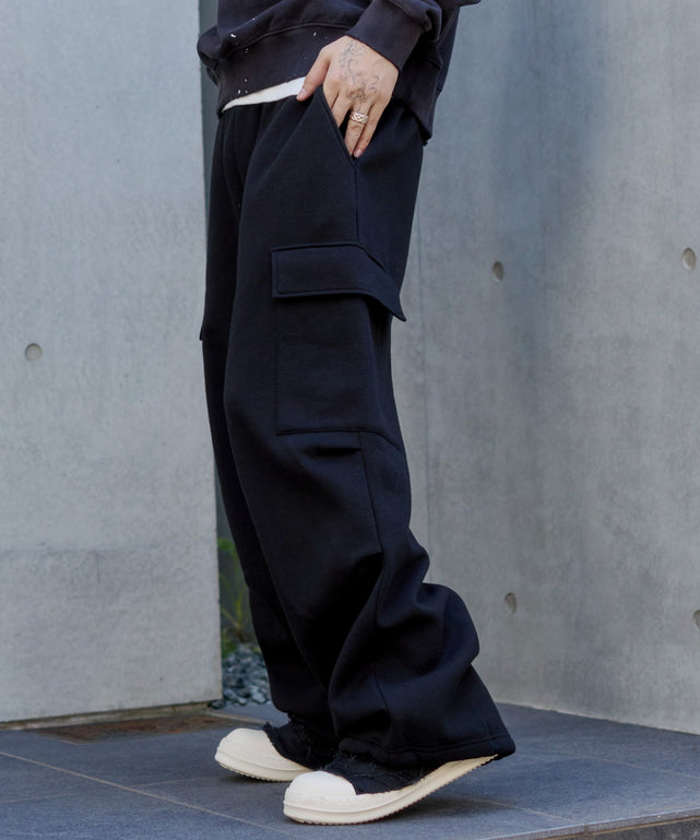 ブラック モデル：175cm L着用