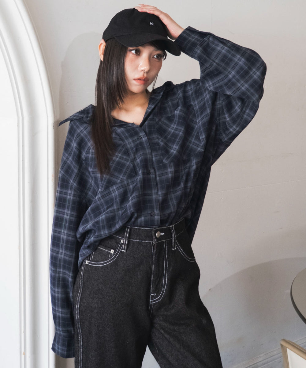 ブルーチェック１　モデル：159cm F着用