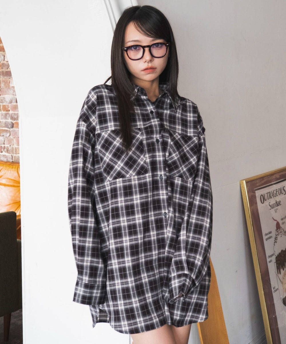 ブラックチェック１　モデル：159cm F着用