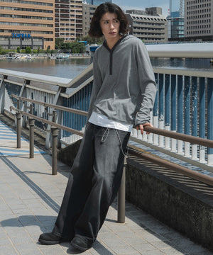 Lグレー モデル：182cm L着用