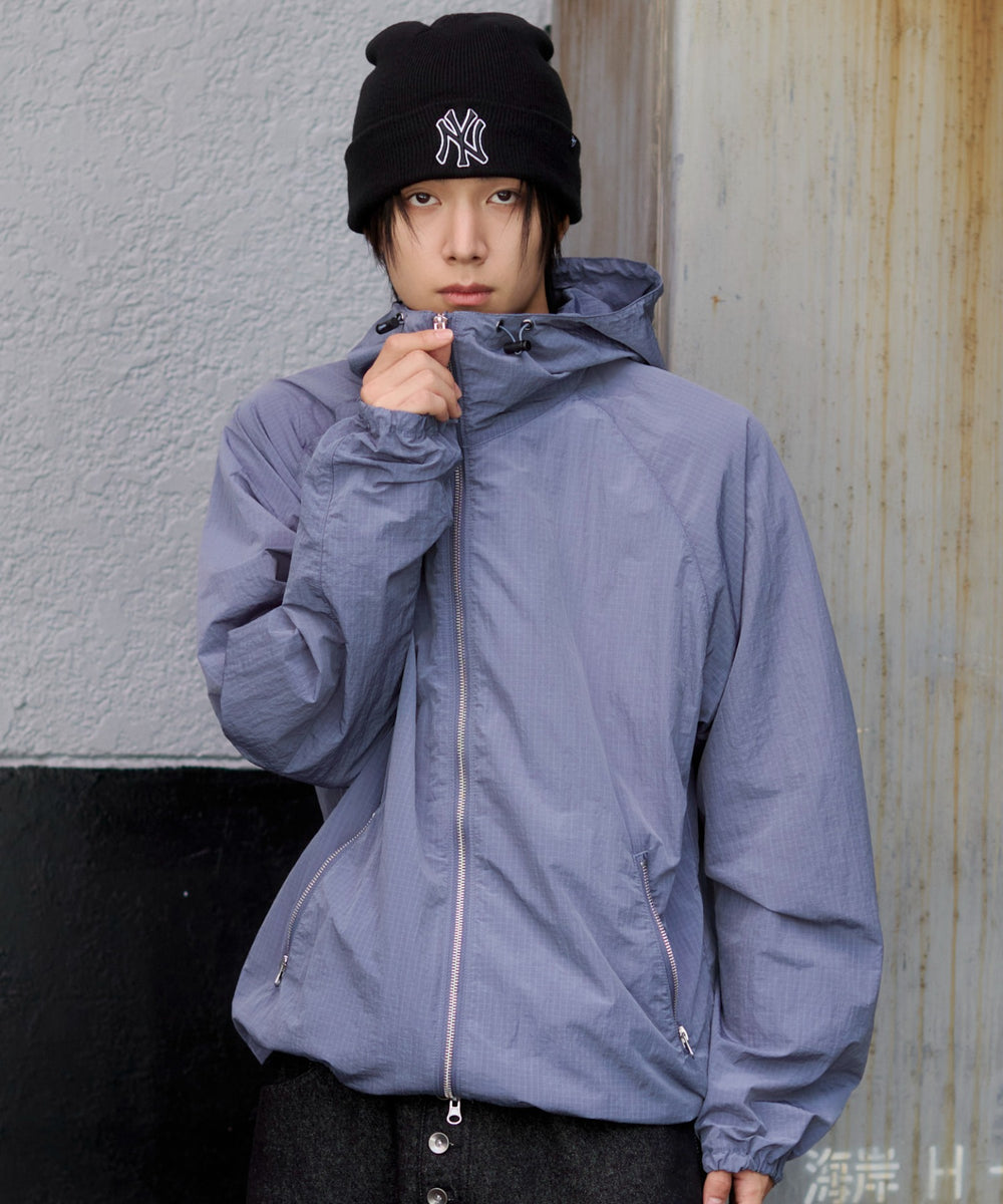 ブルー モデル：175cm L着用