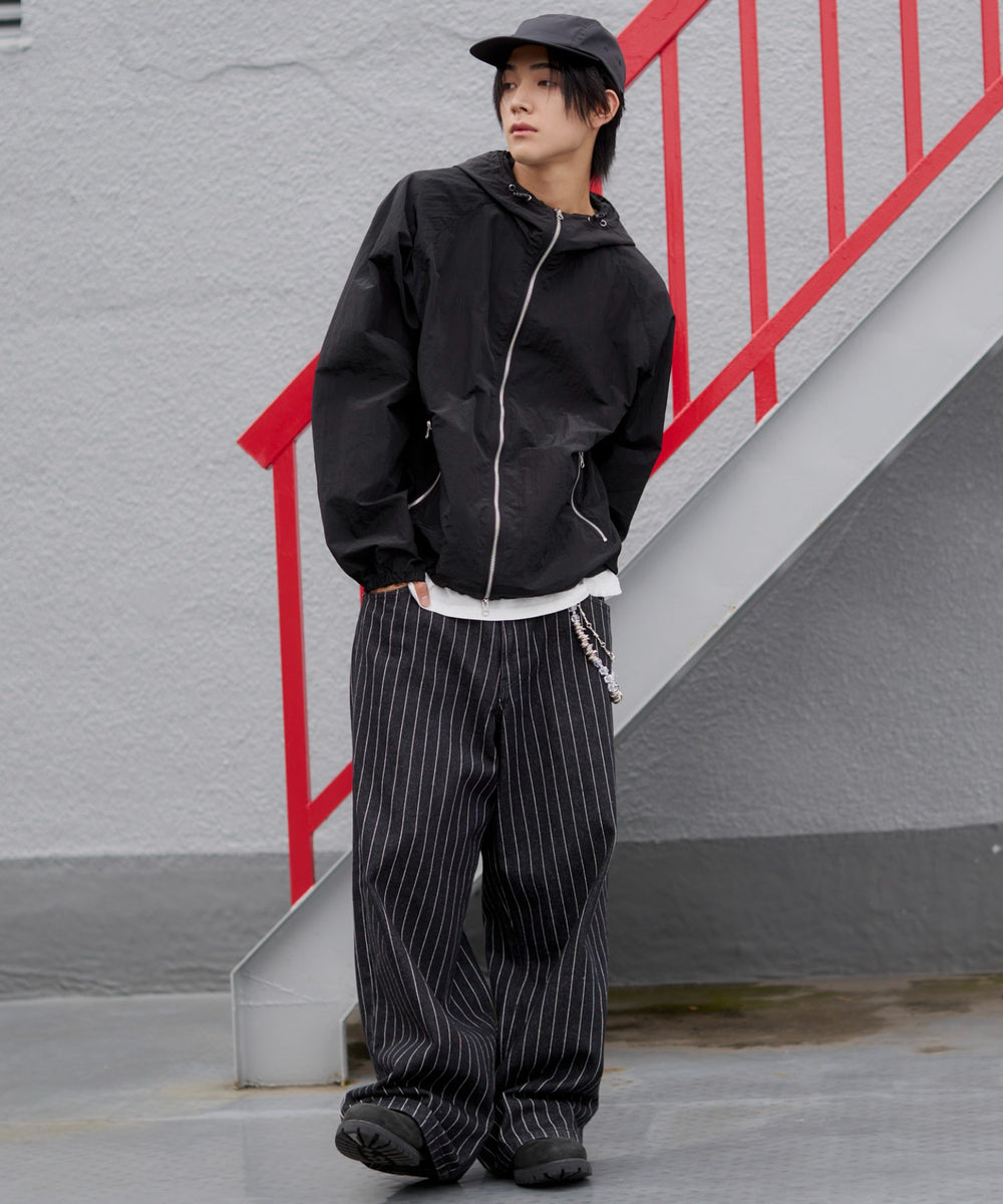 ブラック モデル：175cm L着用