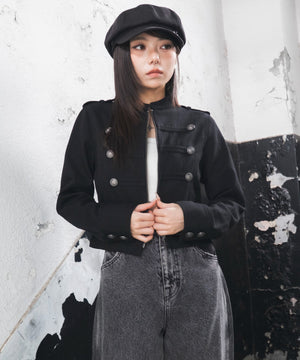 ブラック　モデル：159cm F着用