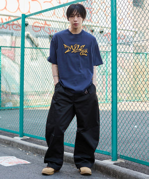 ネイビー モデル：175cm L着用