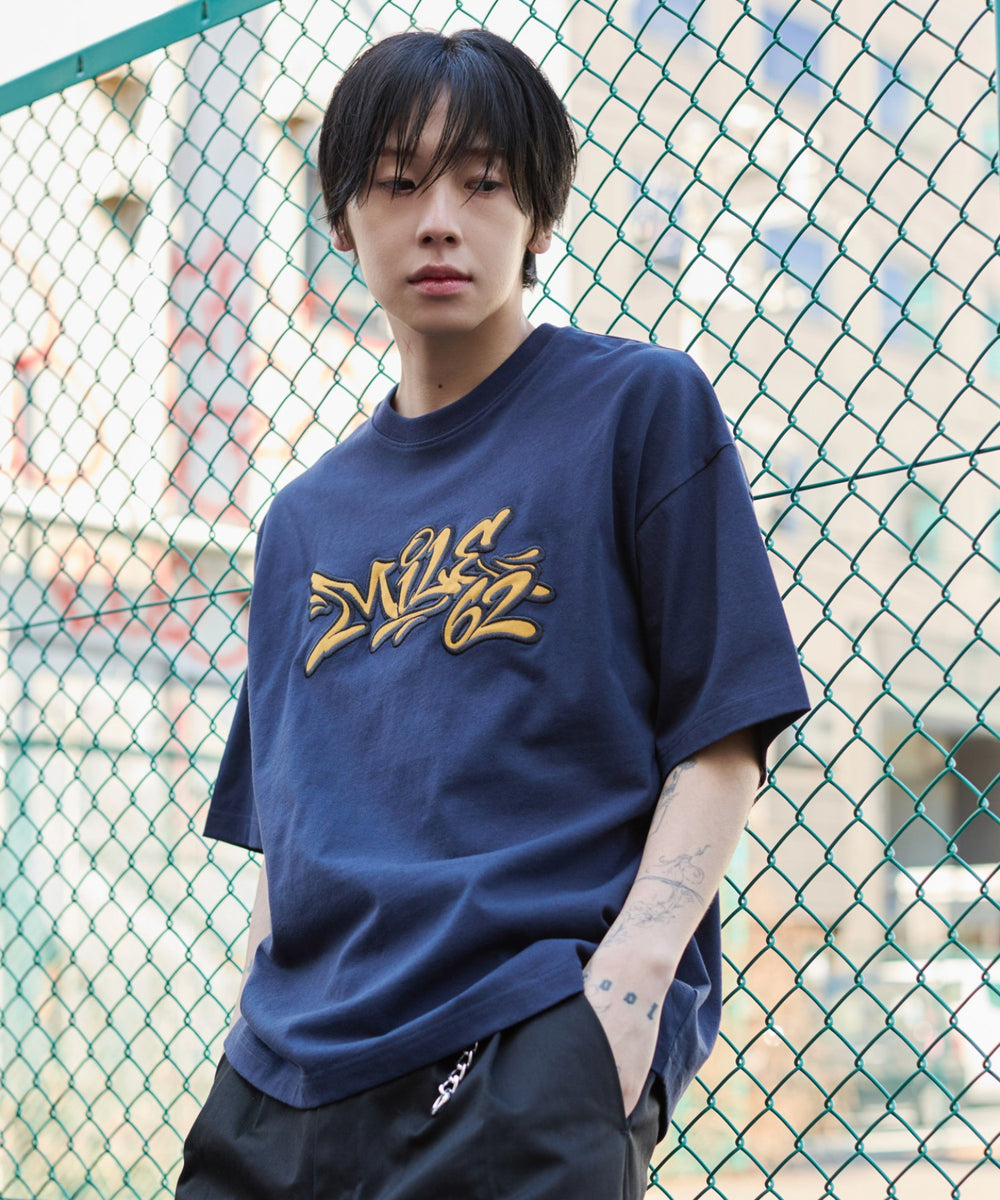 ネイビー モデル：175cm L着用