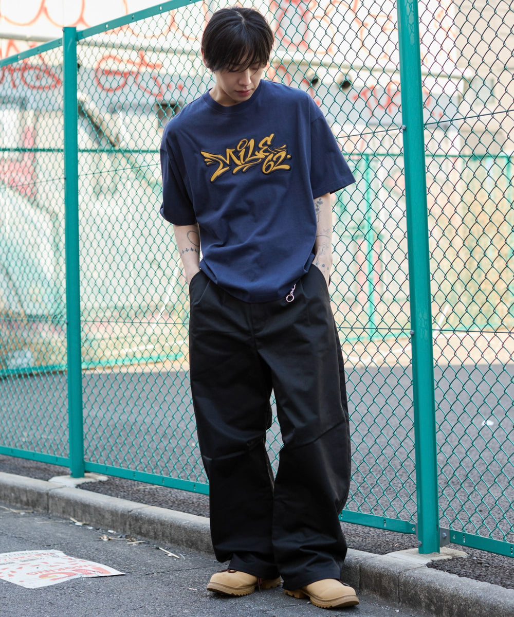 ネイビー モデル：175cm L着用