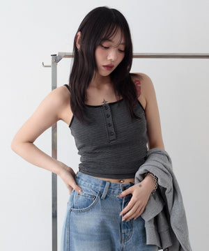 ブラックボーダー　モデル：159cm F着用