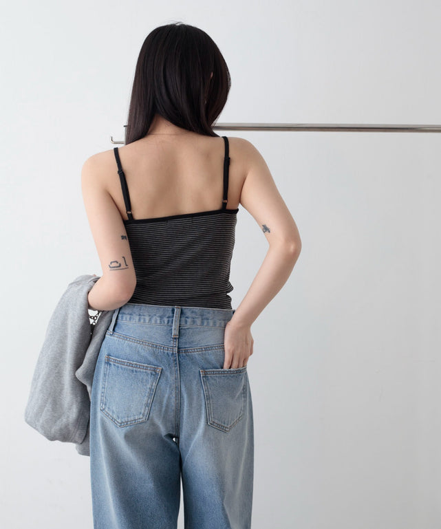 ブラックボーダー　モデル：159cm F着用