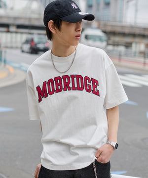 ホワイト モデル：181cm L着用
