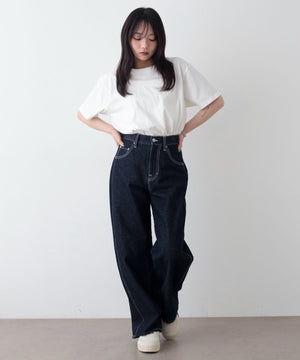 ホワイト　モデル：159cm S着用