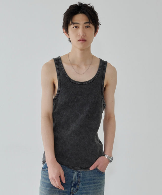 コットンリブタンクトップ/ブラックソノタ モデル：181cm L着用