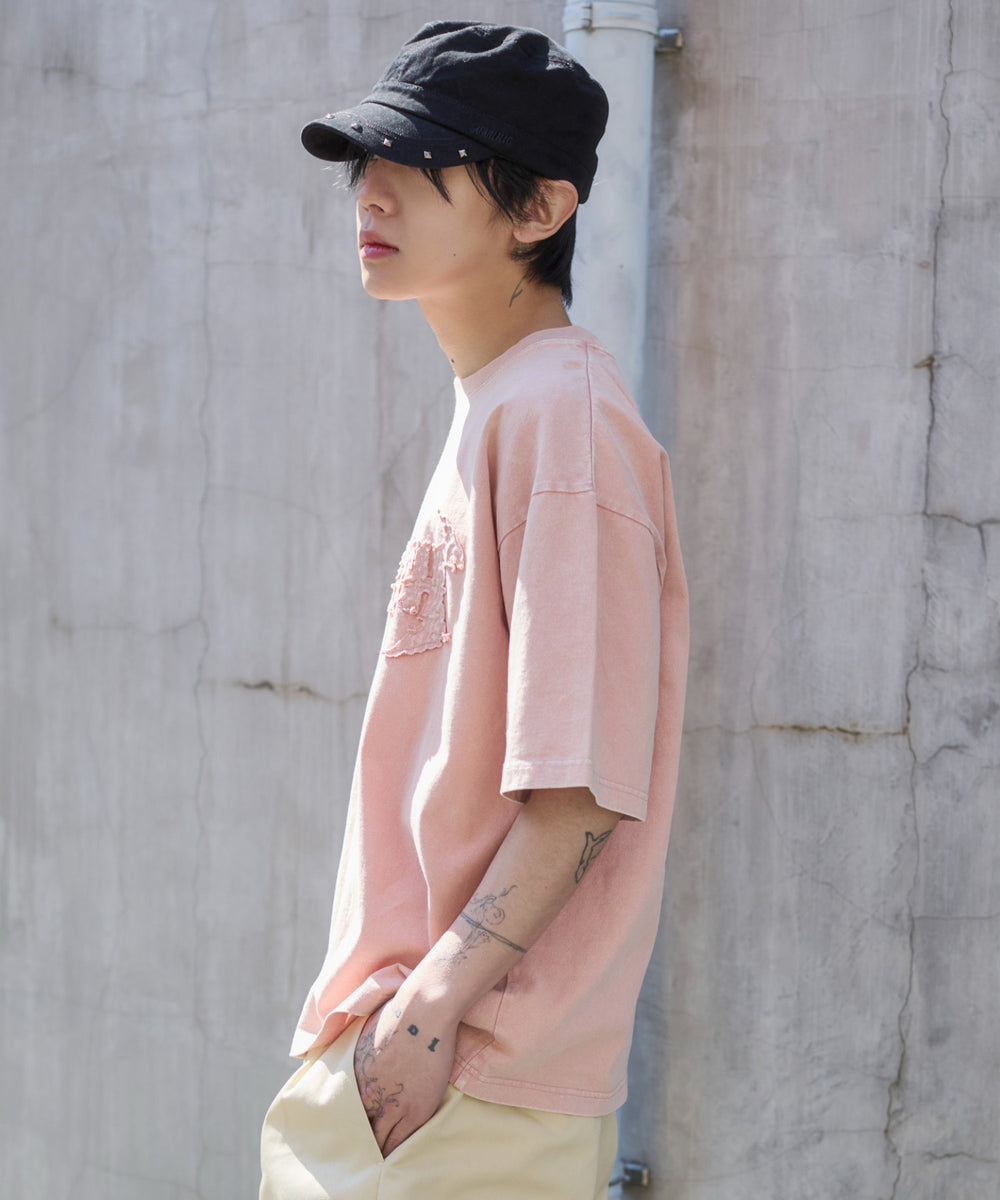 ピンク モデル：175cm L着用
