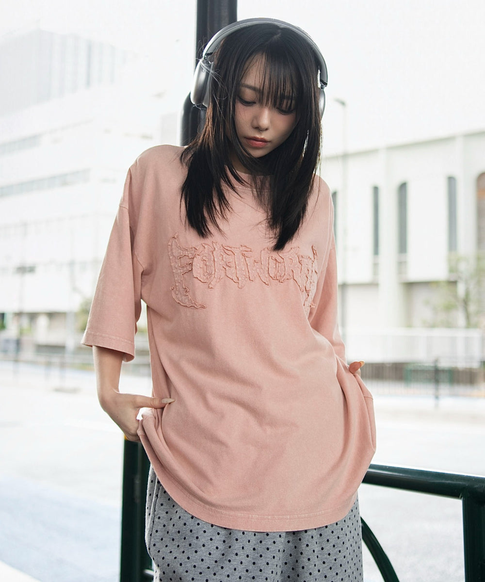 ピンク　モデル：159cm M着用