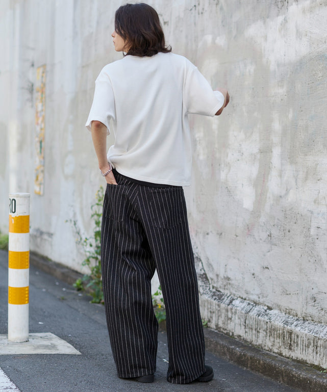 ホワイト モデル：182cm L着用