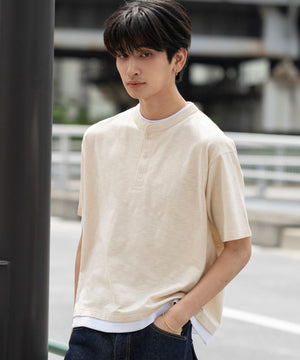 Lベージュ モデル：180cm L着用