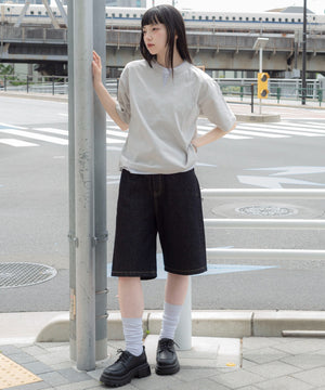 Lグレー　モデル：164cm M着用