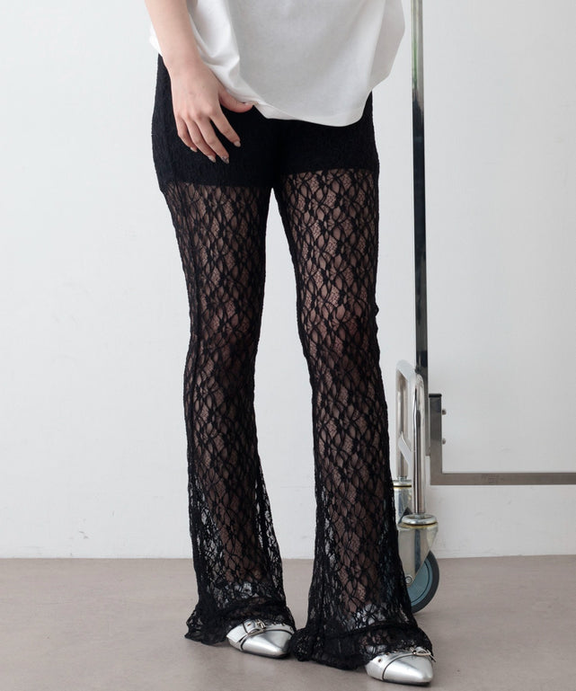 ブラック　モデル：159cm F着用