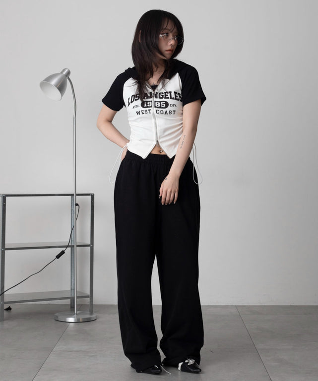 ブラック　モデル：159cm F着用
