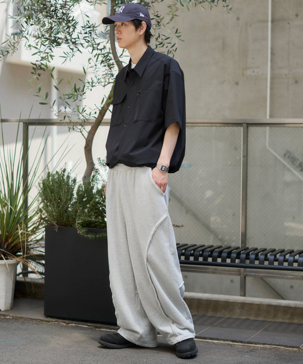 ブラック モデル：181cm L着用