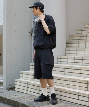 ブラック モデル：181cm L着用