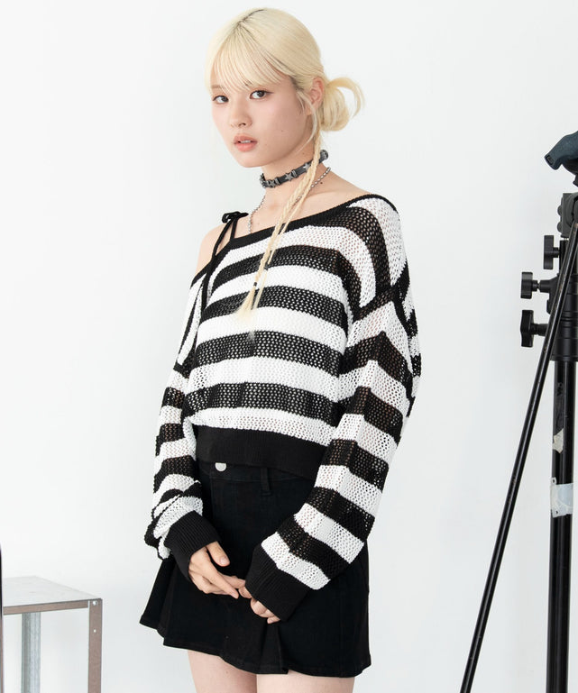 ワンショルメッシュニット/ホワイトボーダー　モデル：166cm F着用
