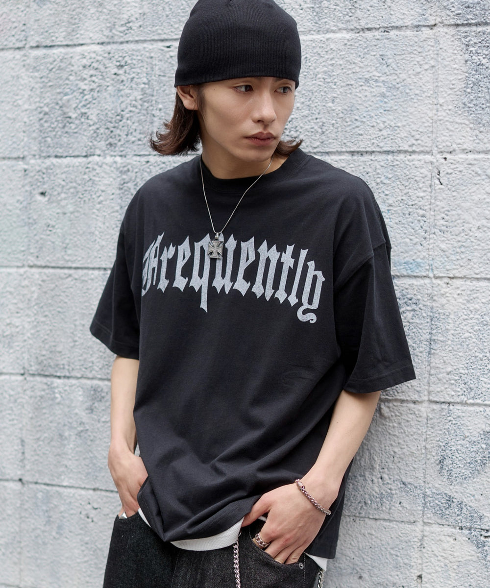 チャコール モデル：182cm L着用