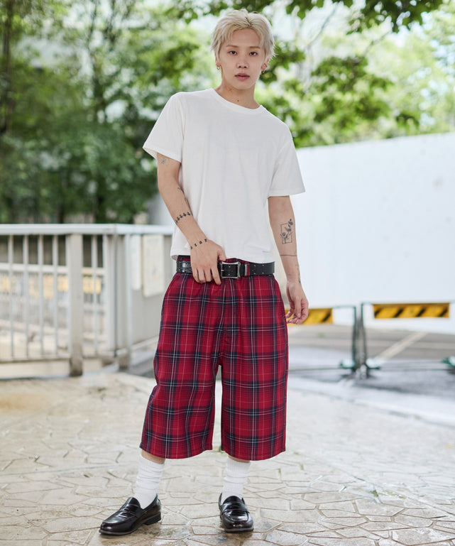 レッドチェック1 モデル：175cm L着用