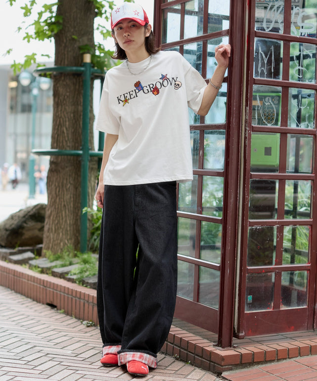 ホワイト モデル：182cm L着用