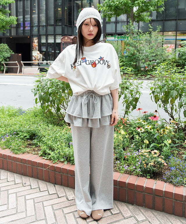 ホワイト　モデル：159cm L着用