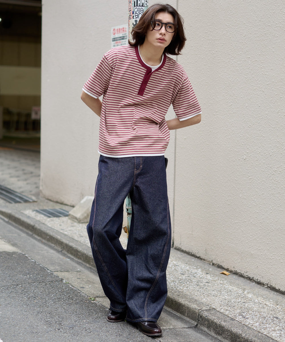 レッドボーダー モデル：182cm L着用