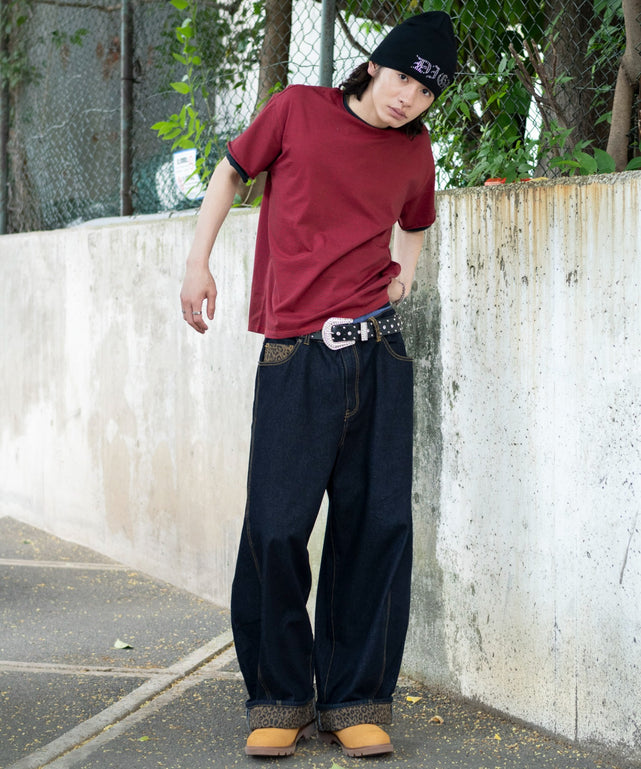 レッドボーダー モデル：182cm L着用