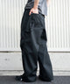 ブラック モデル：182cm L着用